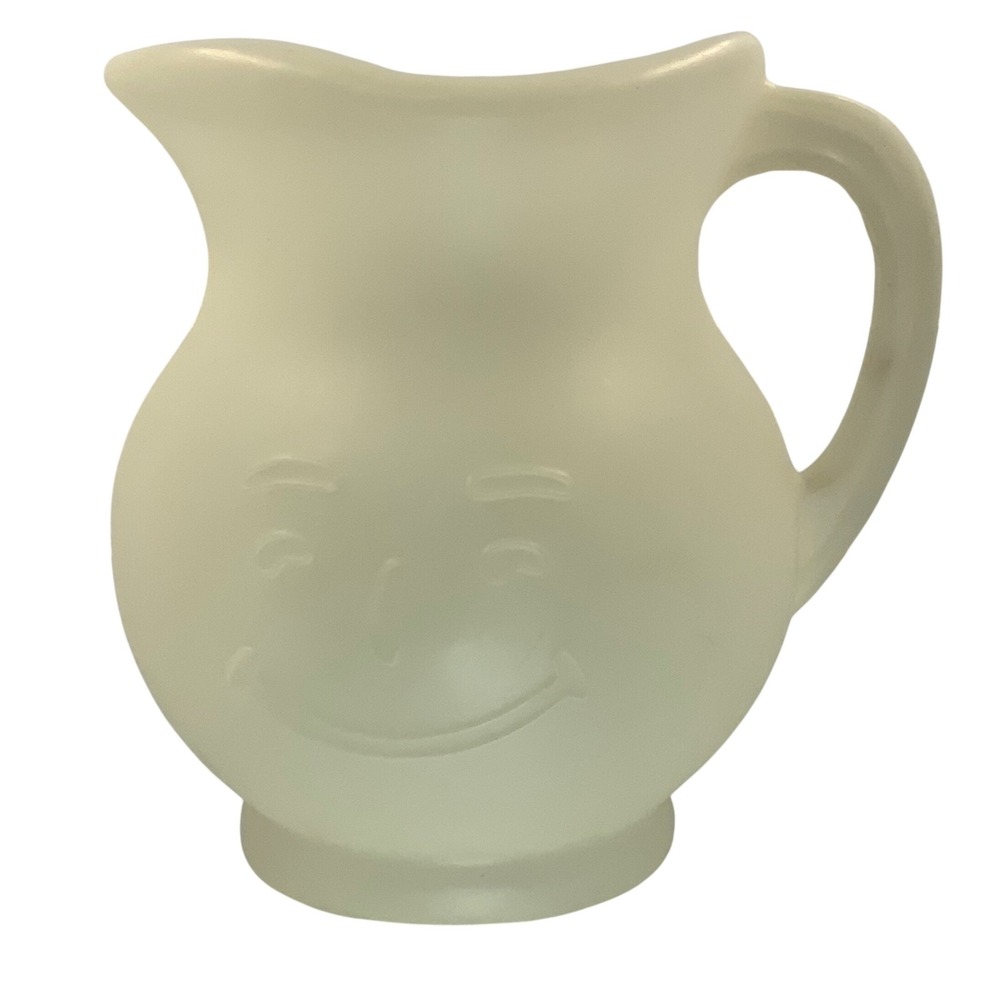 Vintage Kool Aid Man Smiley Face Pitcher Plastic White 2 Quart